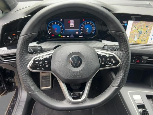 Volkswagen Golf VIII R-Line 2.0 TSI DSG ACC/KAMERA/LED