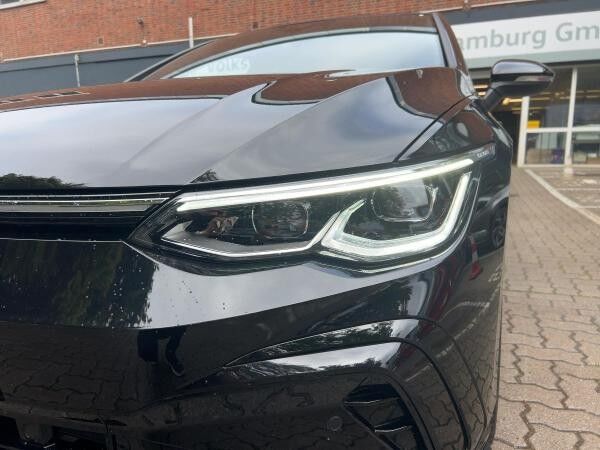 Volkswagen Golf VIII R-Line 2.0 TSI DSG ACC/KAMERA/LED
