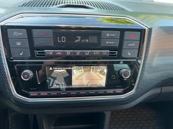 Volkswagen up! 1.0 KAMERA/KLIMAAUTOMATIK/SITZHZG.