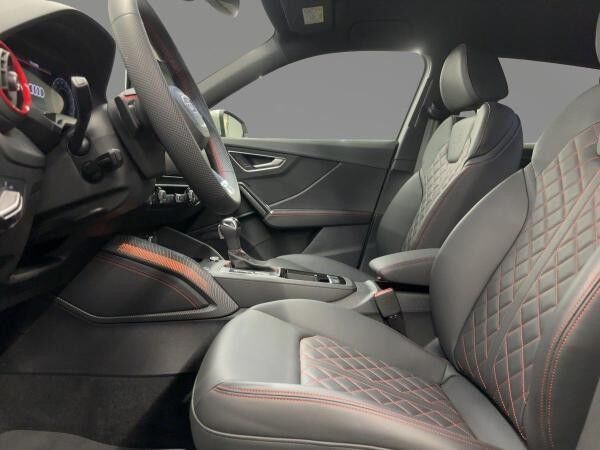 Audi Q2 S line 35 TFSI S tr. AHK NAVI LED VIRTUAL