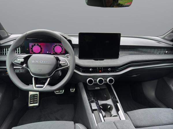 Skoda Superb Combi Sportline2,0 TDI 142kw AHZV, Canton, Assistenz Plus