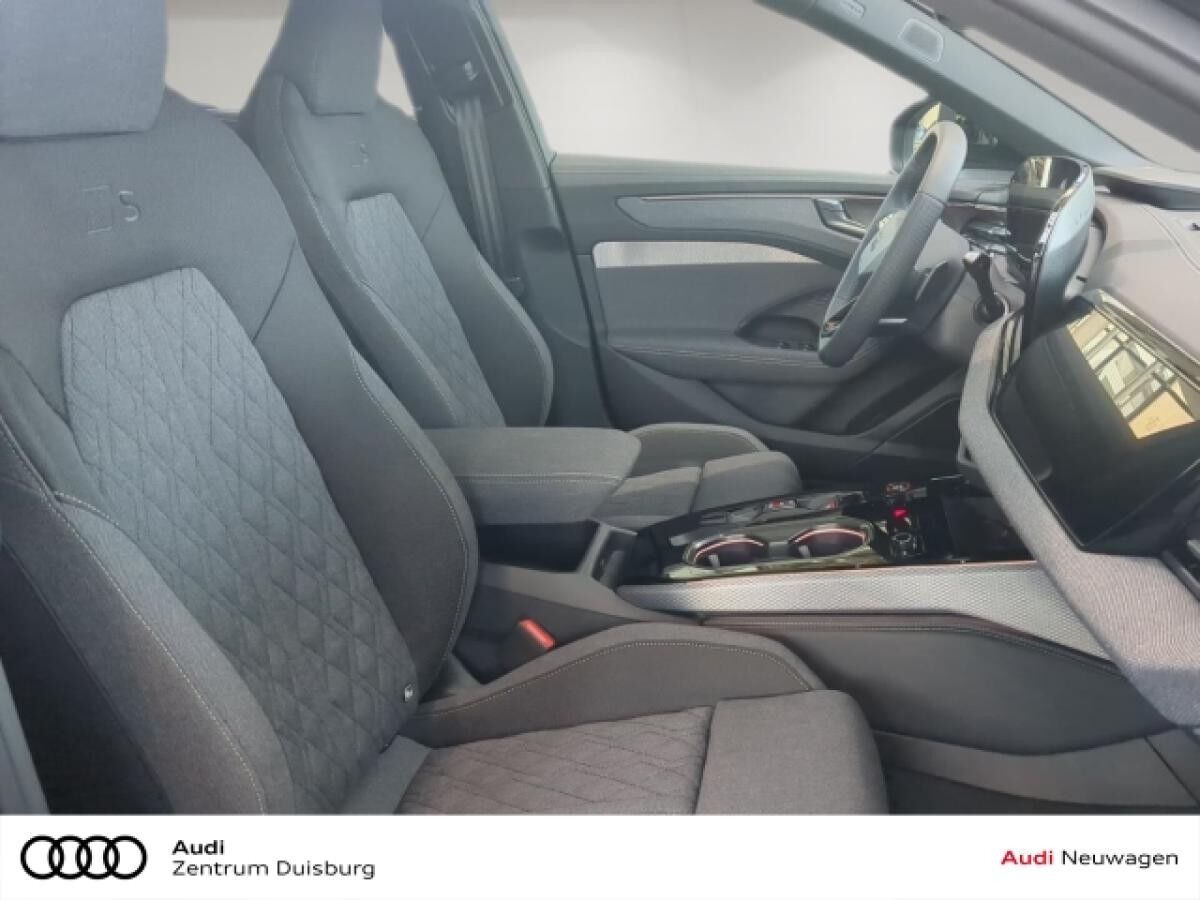 Audi A6 Limousine TDI quattro (Duisburg)