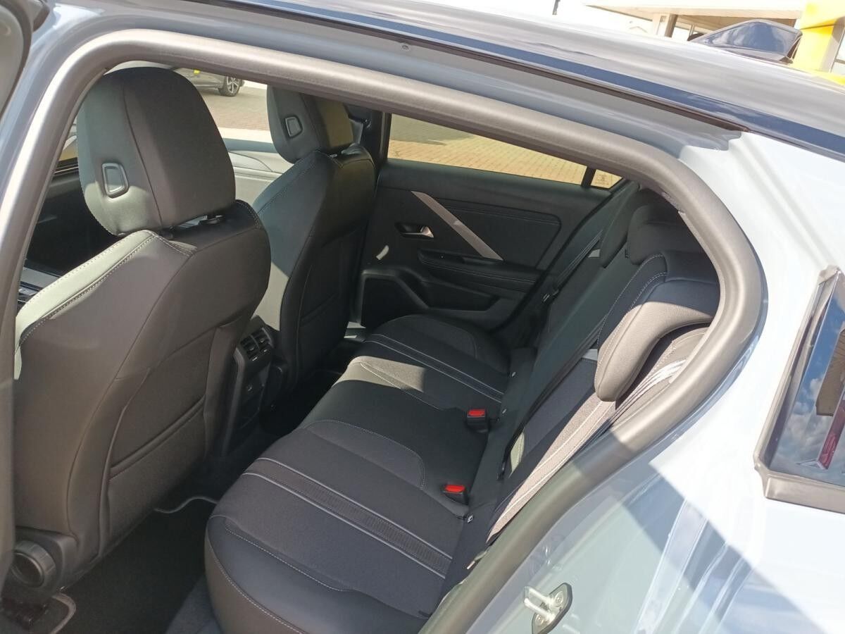 Opel Astra 1.2 Turbo 96kW GS Auto