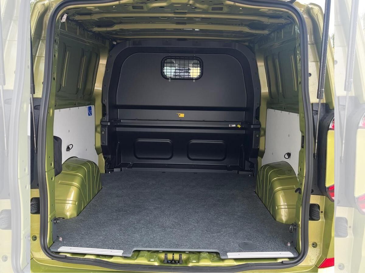 Volkswagen Transporter Kastenwagen Plus 2,0 l TDI 150PS ,AHK, ACC, Matrix-LED, Angebot gültig bis 30.09.2025!