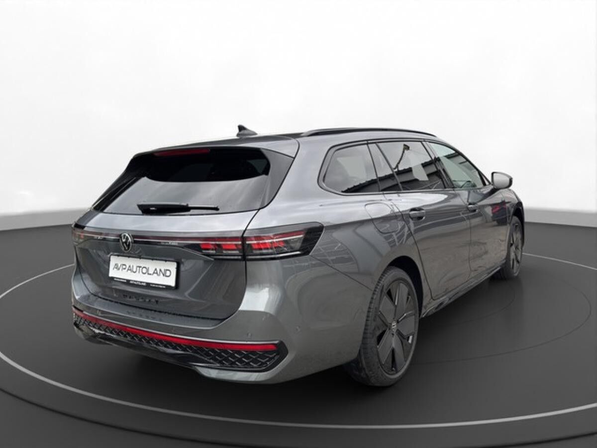 Volkswagen Passat 1.5 TSI eHybrid DSG R-Line BlackStyle | PANO | LEDER VARENNA | HARMAN KARDON