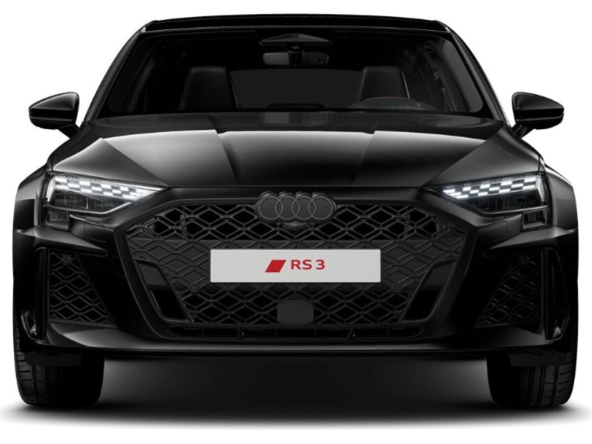 Audi RS3 Sportback 400PS *PANO*MATRIX LED*SPORTABGASANLAGE*