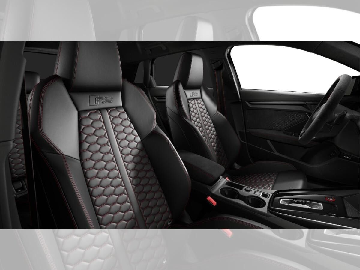 Audi RS3 Sportback 400PS *PANO*MATRIX LED*SPORTABGASANLAGE*