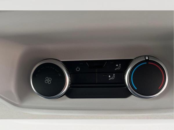 Volkswagen Transporter Kombi 2,0 l TDI 150PS , LED, ACC, Kamera, Angebot gültig bis 31.12.2025!