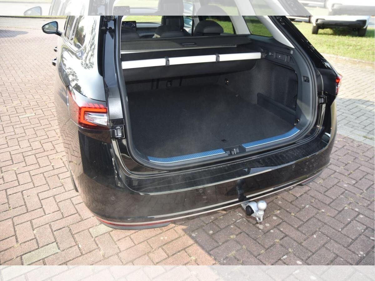 Skoda Superb Combi IV