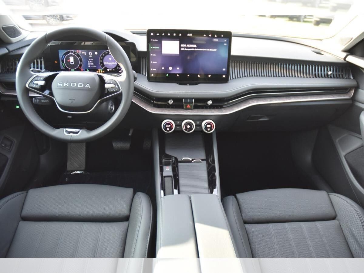 Skoda Superb Combi IV