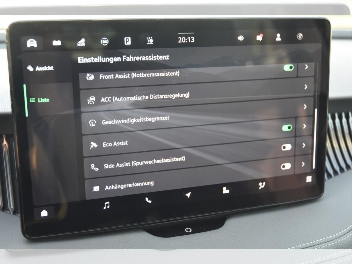 Skoda Superb Combi IV