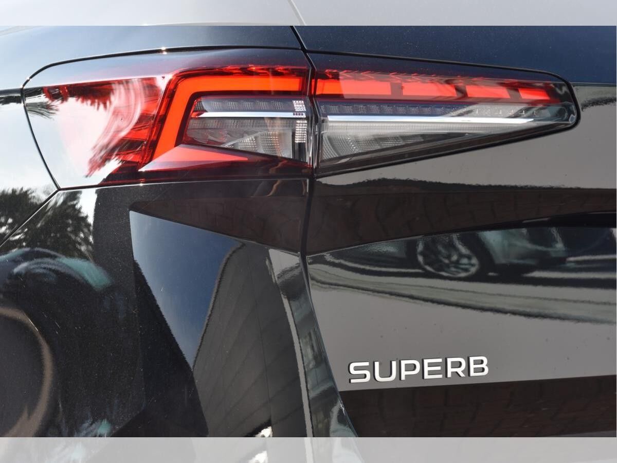 Skoda Superb Combi IV