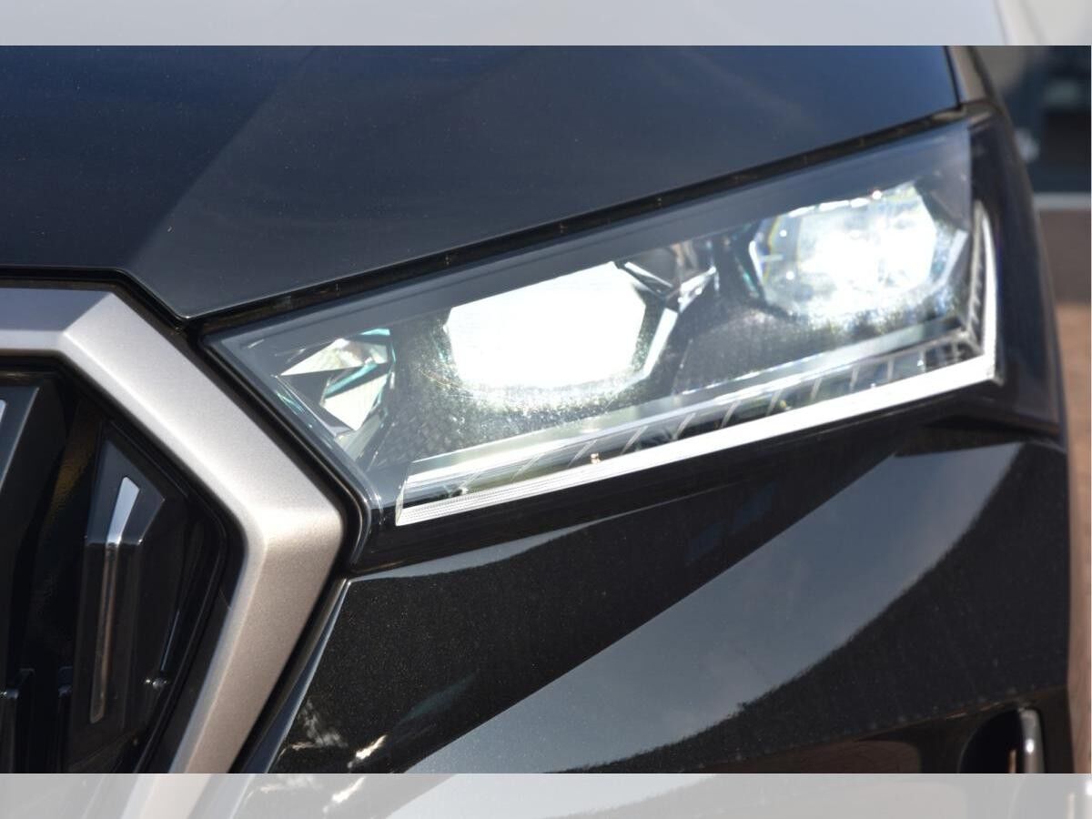 Skoda Superb Combi IV