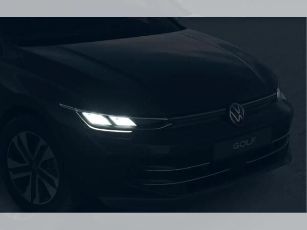 Volkswagen Golf Life Navi AHK Ganzjahresreifen RFK