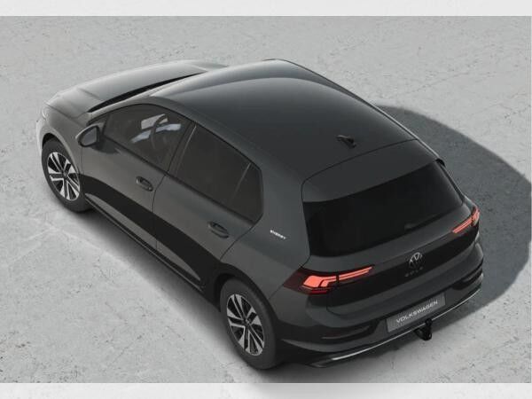 Volkswagen Golf Life Navi AHK Ganzjahresreifen RFK
