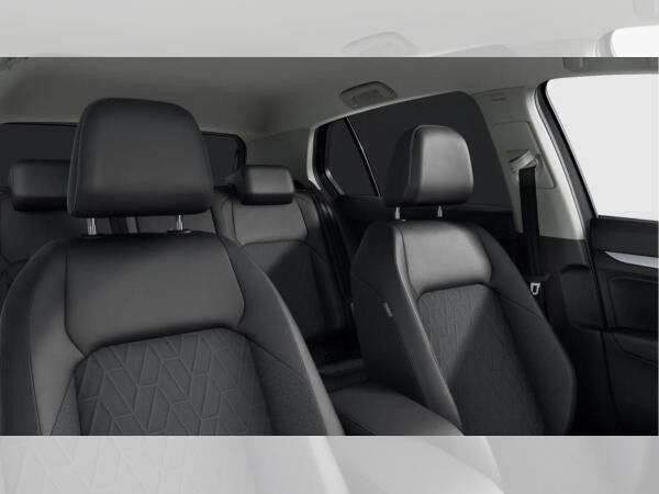 Volkswagen Golf Life Navi AHK Ganzjahresreifen RFK