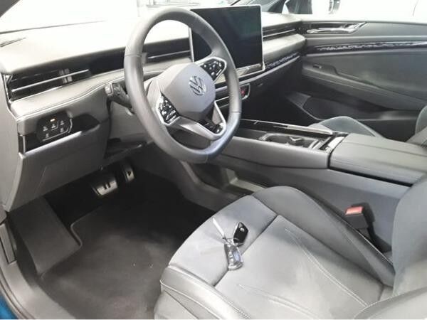Volkswagen ID.7 TOURER PRO S / AHK BLACK STYLE WINTERRÄDER GARANTIEVERLÄNGERUNG