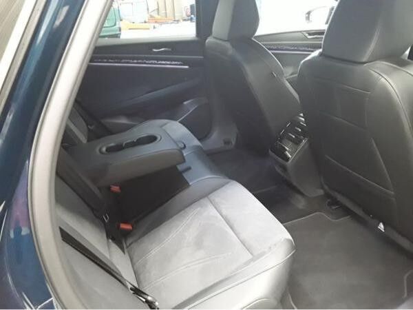 Volkswagen ID.7 TOURER PRO S / AHK BLACK STYLE WINTERRÄDER GARANTIEVERLÄNGERUNG