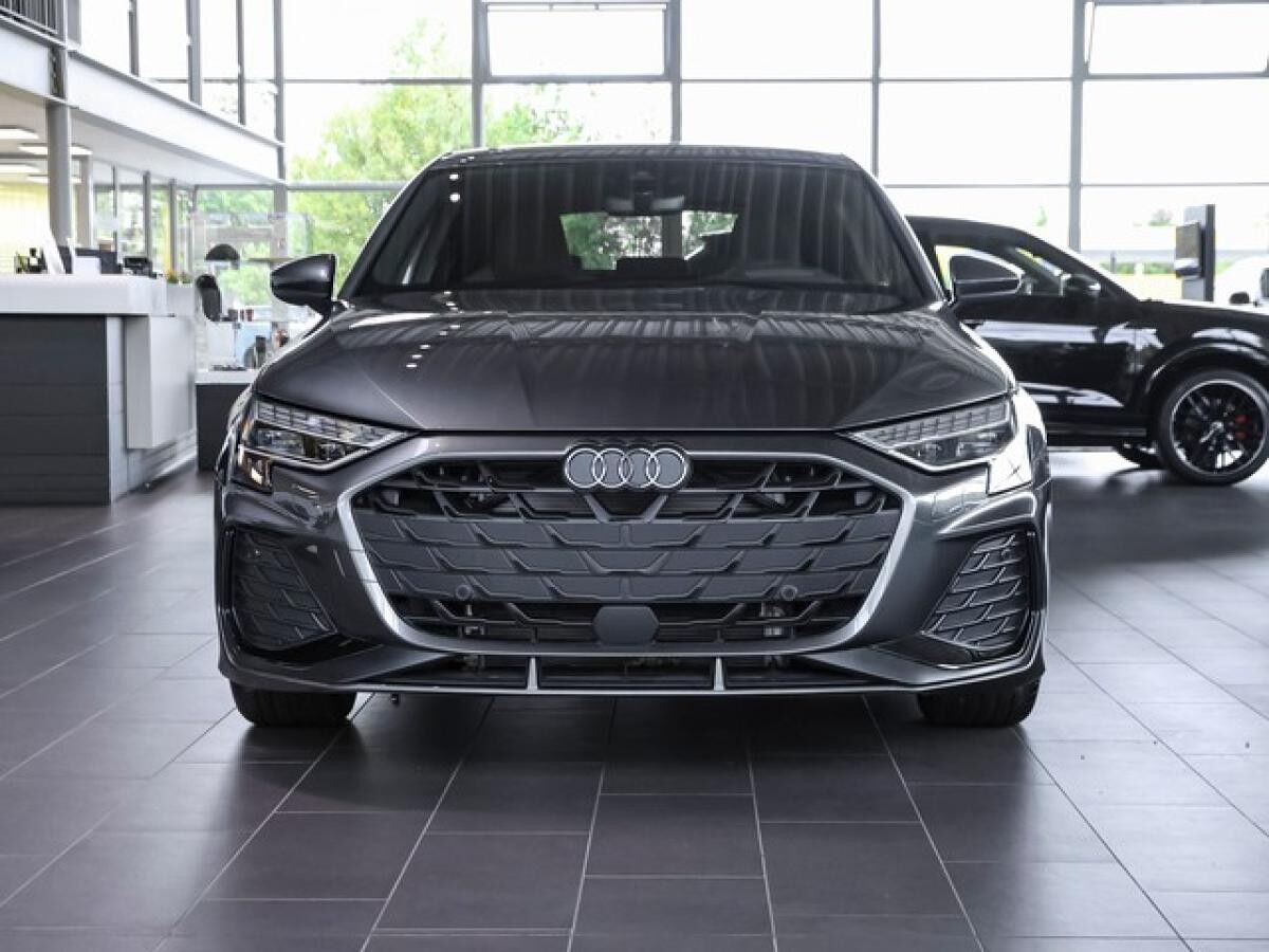 Audi A3 Sportback plug-in Hybrid S line ACC LED AHK Business Kamera Navi