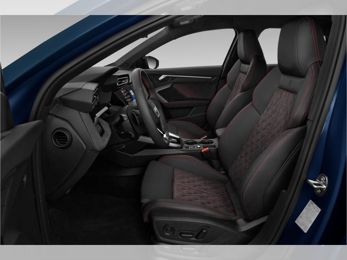 Audi A3 Sportback S-Line 35 TFSI AHK