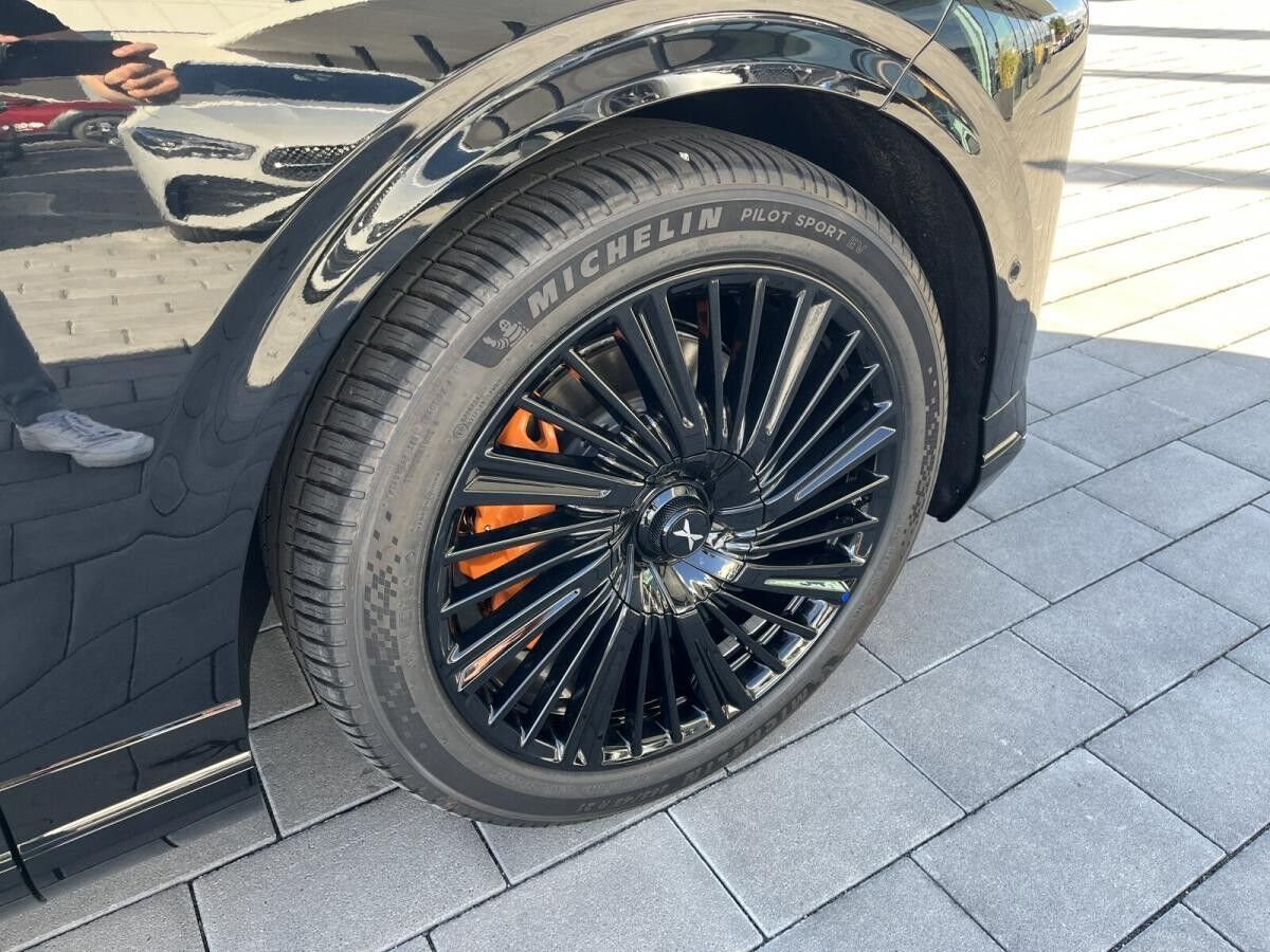 XPENG G9 AWD Performance MJ25 * Black Edition* AHZV *Premium Paket* Bestellfahrzeug in verschiedenen Innenfar