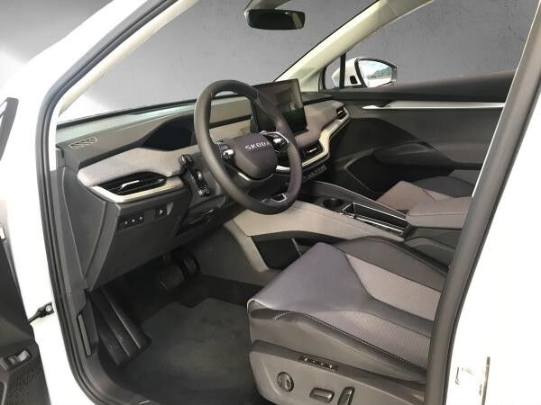 Skoda ENYAQ Skoda Enyaq 60 *PRIVAT*0,25%*SOFORT* l AHK l WÄPU l NAVI l 2xPDC l STHZ l KESSY l MATRIX l