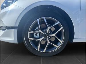 Kia Ceed 1.5 T-GDI DCT Spirit