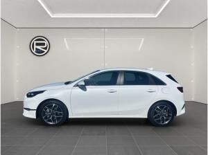 Kia Ceed 1.5 T-GDI DCT Spirit