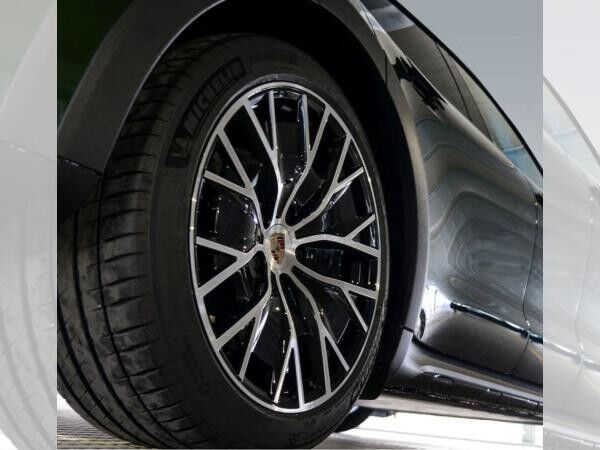 Porsche Taycan Premium-Fahrzeuge, faire Raten – direkt online leasen!