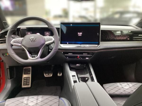 Volkswagen Passat R-Line *SOFORT VERFÜGBAR!* 2,0 l TDI SCR 4MOTION 142 kW (193 PS) 7-Gang-Doppelkupplungsgetriebe DSG