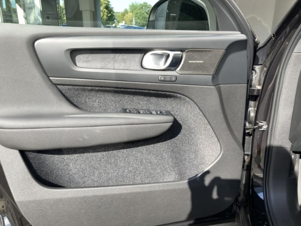 Volvo C40 Recharge Single Motor Ultimate *Vorführfahrzeug, sofort verfügbar*