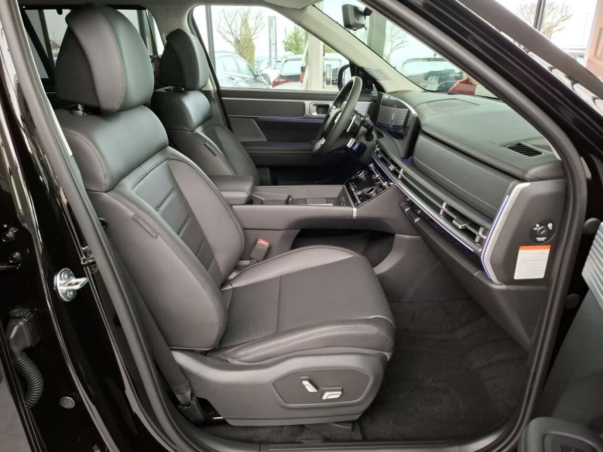 Hyundai SANTA FE HEV 1.6 T 4WD INTRO inkl. Winterräder