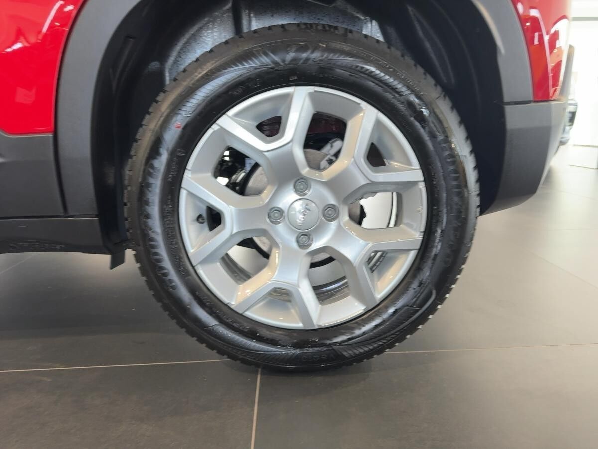 Jeep Avenger Altitude 1.2 GSE 17-Zoll Allwetter/Winterpaket