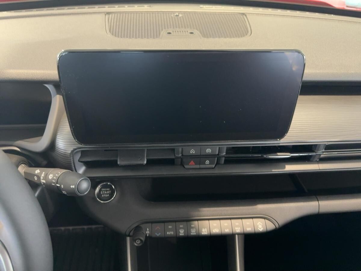 Jeep Avenger Altitude 1.2 GSE 17-Zoll Allwetter/Winterpaket