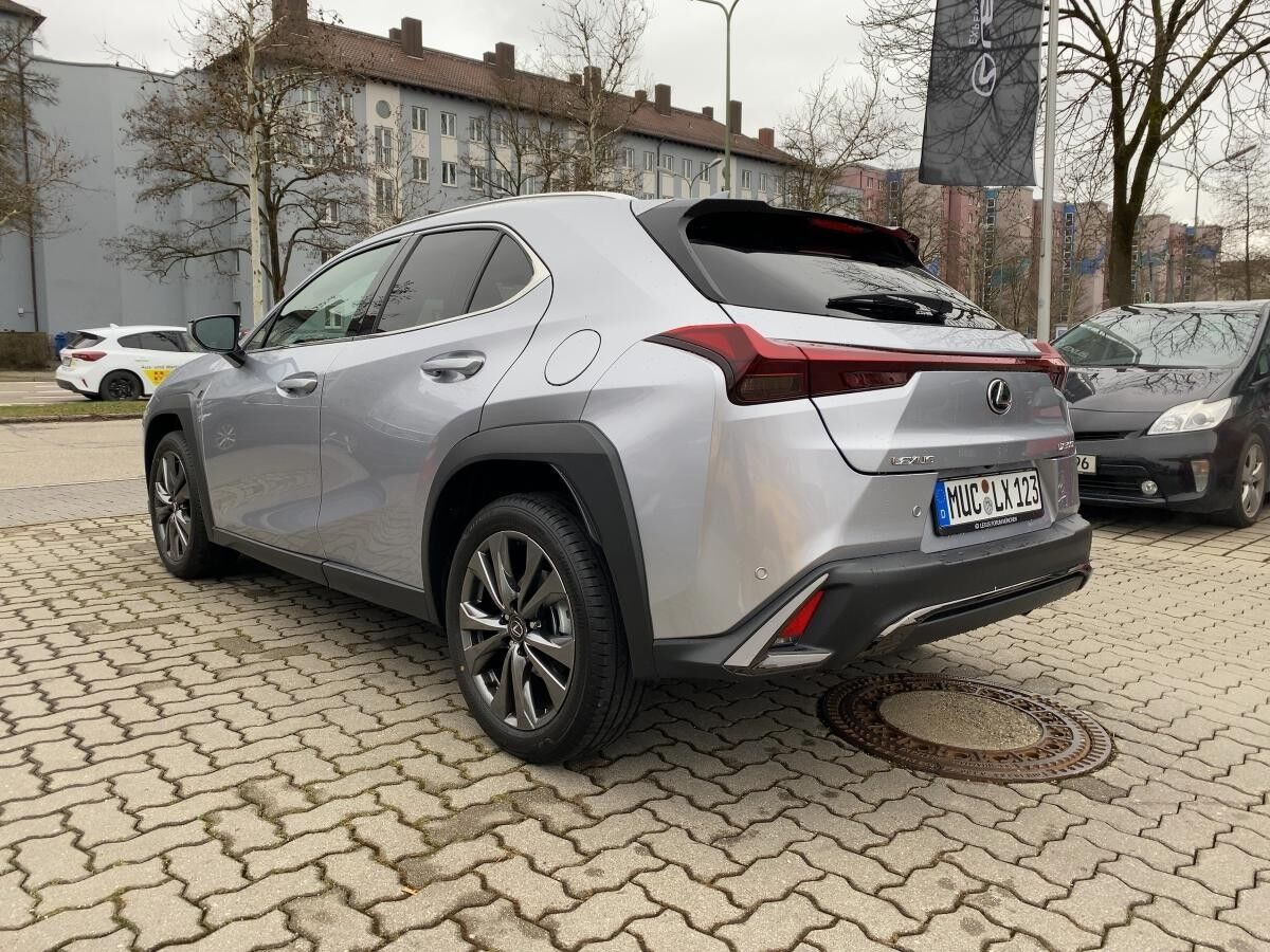 Lexus UX-300h ❤️💥F Sport Design❤️💥 Lexus UX-300h ❤️💥F Sport Design❤️💥