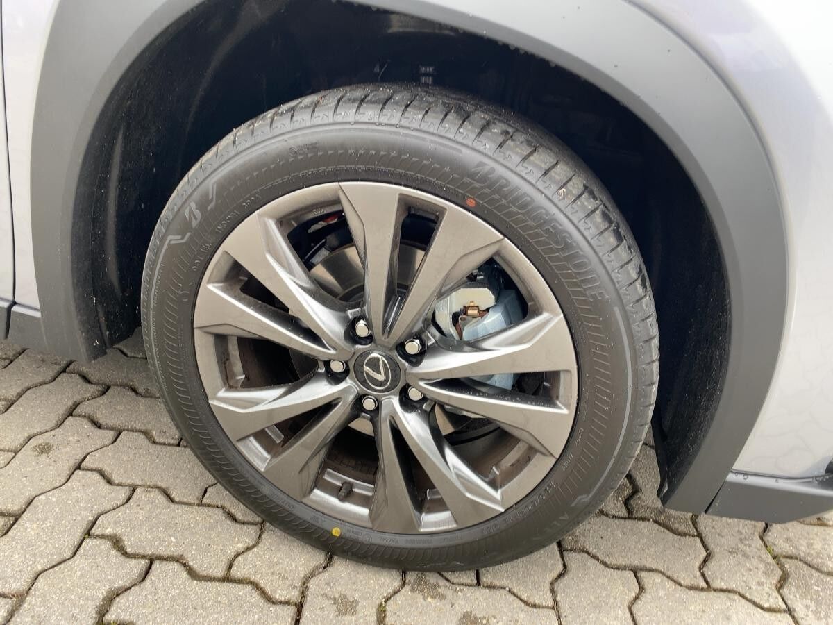 Lexus UX-300h ❤️💥F Sport Design❤️💥 Lexus UX-300h ❤️💥F Sport Design❤️💥