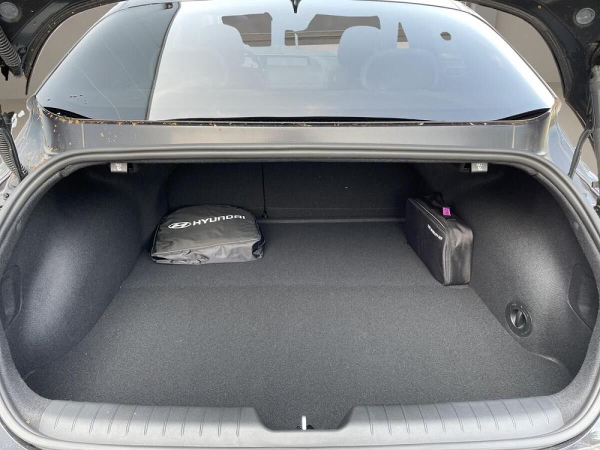 Hyundai IONIQ 6 77,4kWh UNIQ DIGI.AUSSEN LED NAVI 20LM