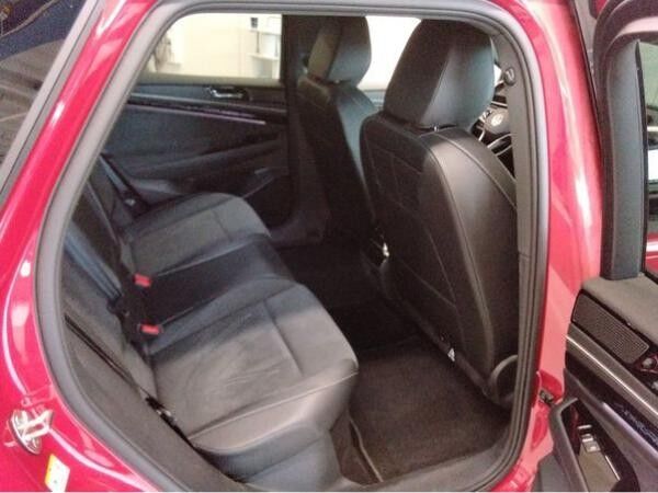 Volkswagen ID.7 Tourer Black-Style - AHK Kamera inkl. Winterräder