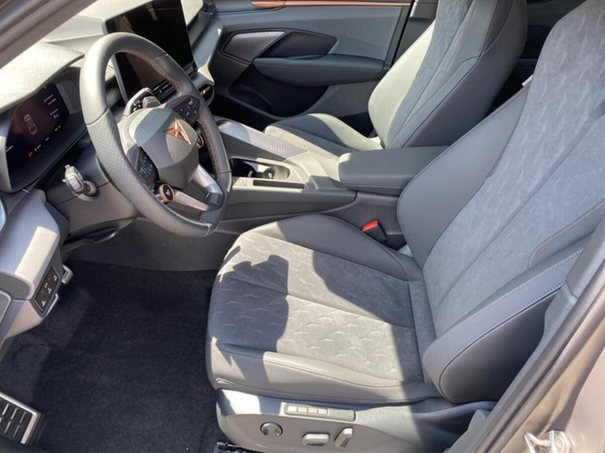 Cupra Terramar VZ 2.0 TSI 4Drive DSG 20 STANDH. | PANO | AHK | HD-MATRIX | SENNHEISER