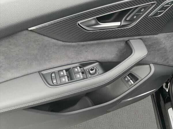 Audi Q7 SUV S line TFSI e quattro / Head-up/ Pano / Allradlenkung