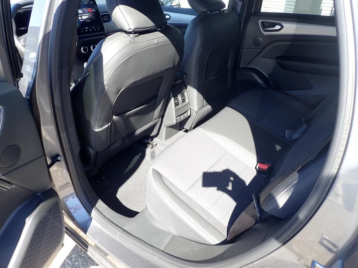 Renault Arkana TECHNO Mild Hybrid 140 EDC