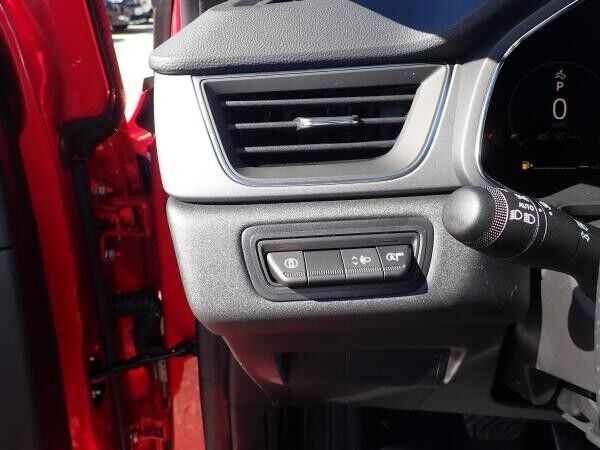 Renault Captur Techno Mild Hybrid 160 EDC