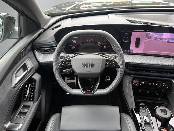 Audi Q5 Sportback TDI quattro 150 kW S tronic S-Line + TECH PLUS + PANO + AHK + *GEWERBEKUNDEN*