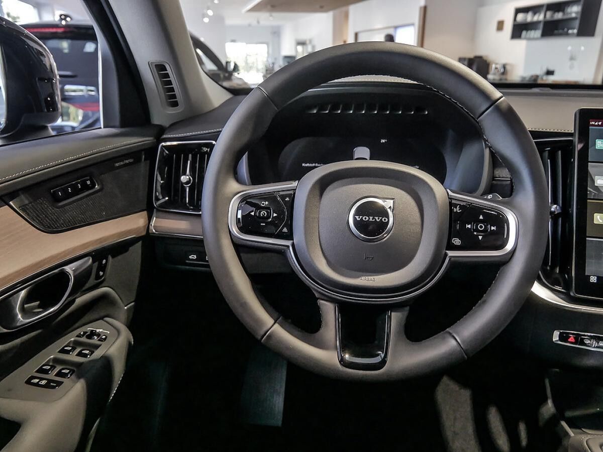 Volvo XC90 T8 AWD Plus Bright