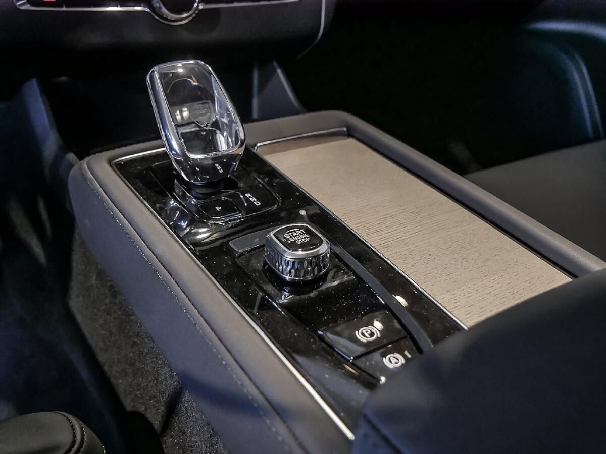 Volvo XC90 T8 AWD Plus Bright