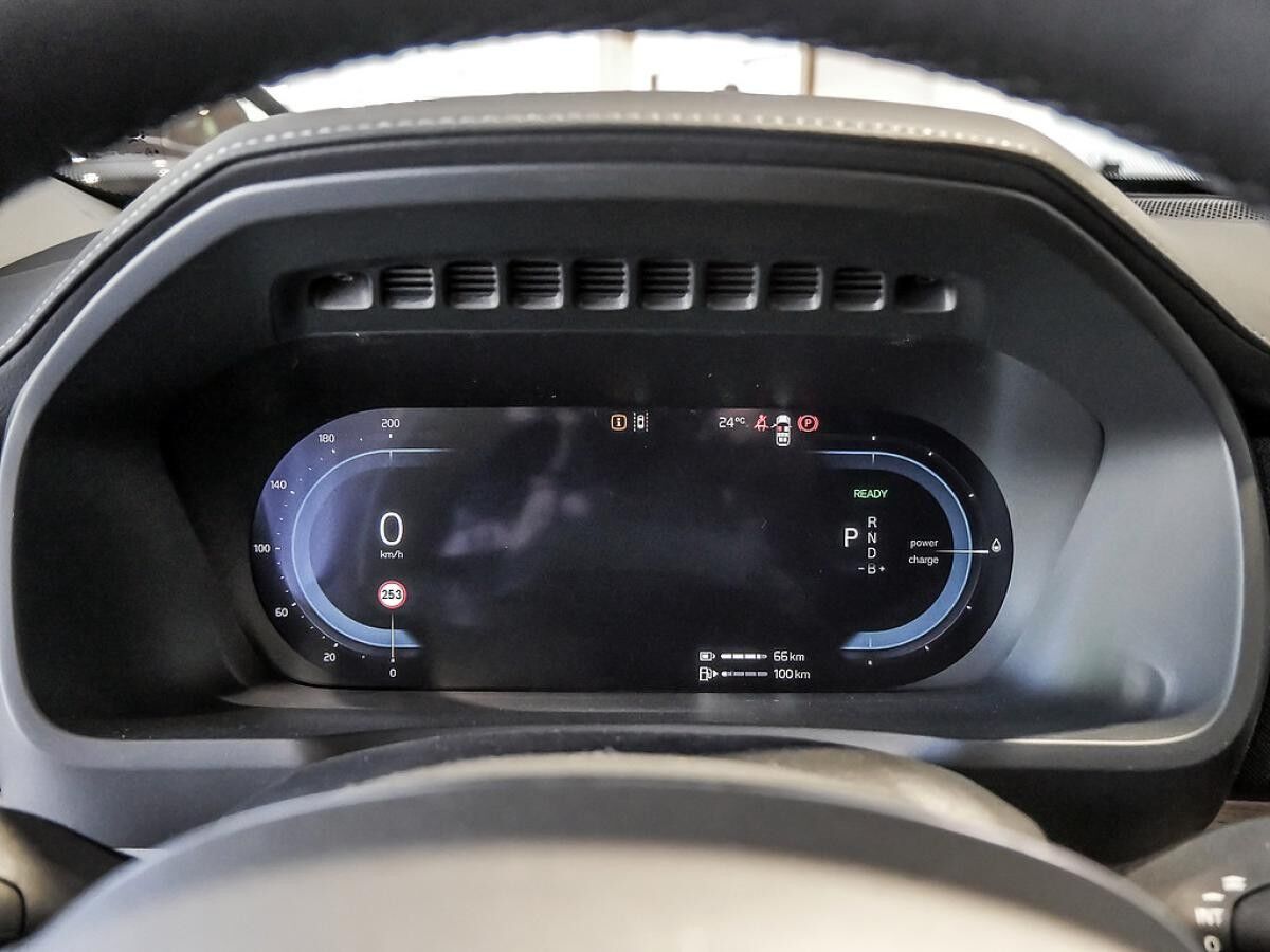 Volvo XC90 T8 AWD Plus Bright