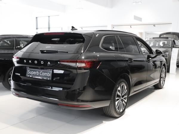 Skoda Superb Combi Selection 2,0 TDI DSG
