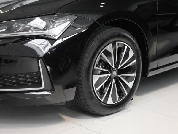 Skoda Superb Combi Selection 2,0 TDI DSG