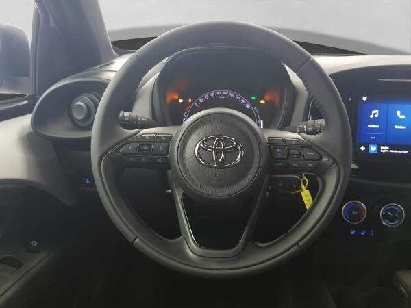 Toyota Aygo X Business Edition 72PS Automatik Sitzheizung / Rückfahrkamera SOFORT VERFÜGBAR