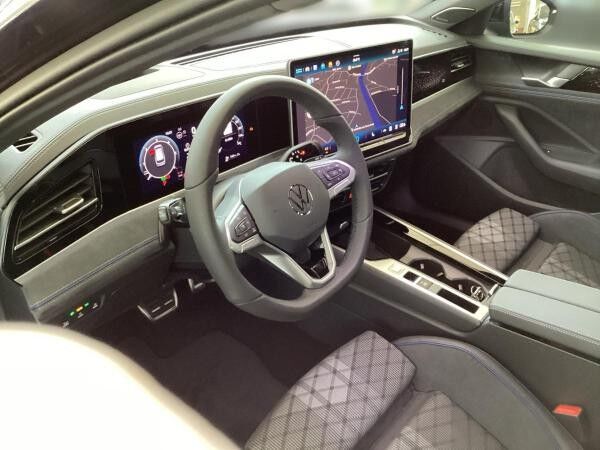 Volkswagen Passat R-Line *GEWERBE-LEASING!*SOFORT VERFÜGBAR!* 2,0 l TDI SCR 110 kW (150 PS) 7-Gang-Doppelkupplungsgetr